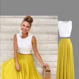 Crop top white tie back detail sleeveless top